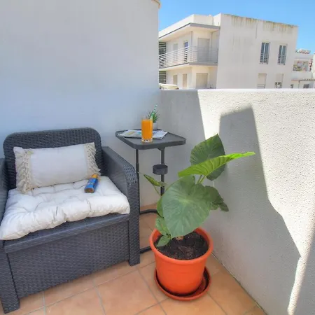 Center Location, Ac, Swimming Pool, And Parking